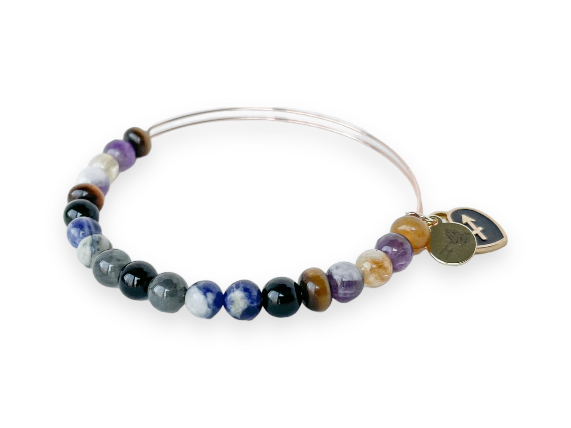 Detailed texture of Sagittarius Bracelet's crystals, aimed at promoting adventure.