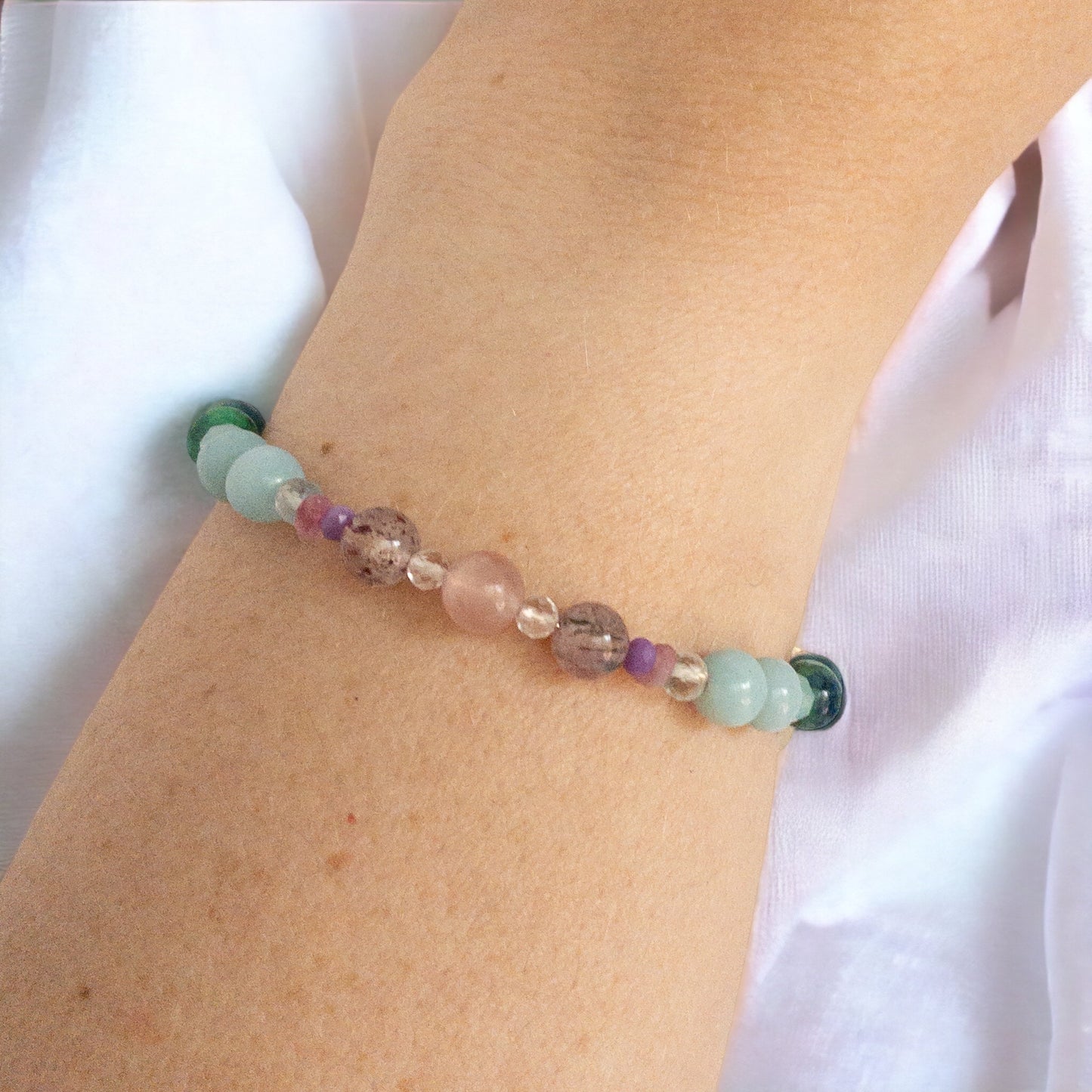 Carefree Crystal Healing Bracelet