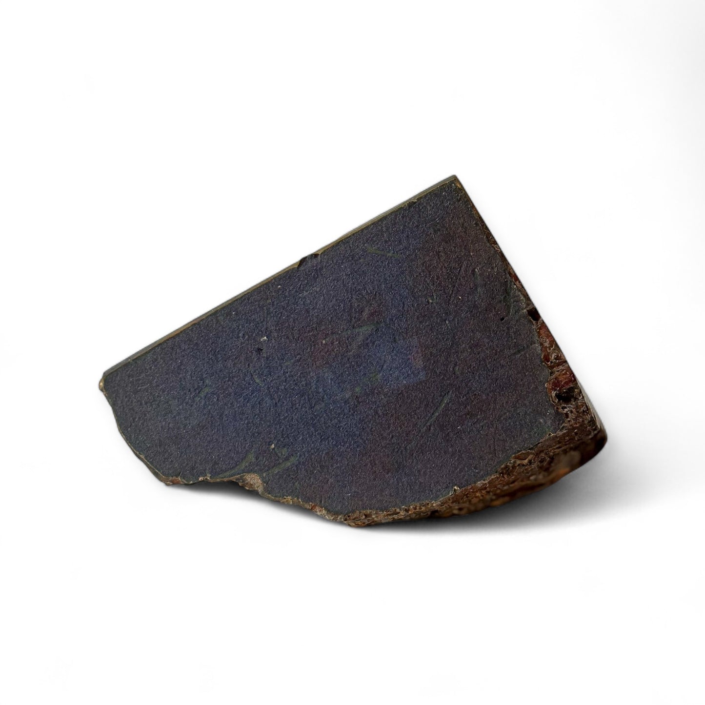 Image highlighting the protective felt bottom