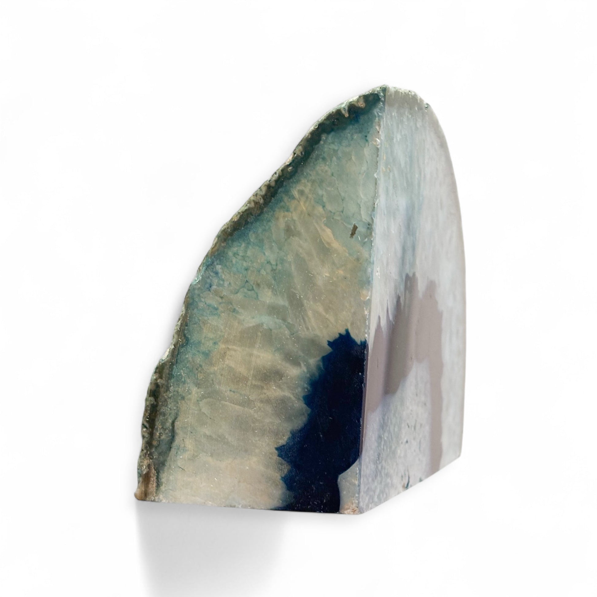Zoomed-in image showing blue geode and banding texture
