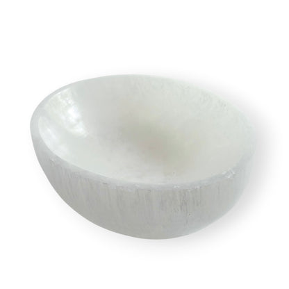 Natural Satin Spar crystal dish in an oval shape featuring soft translucency and chatoyant sheen.